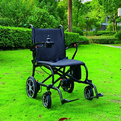 Leichter 11,5 kg schwerer elektrischer Rollstuhl mit Vollkohlenstoffrahmen und ausgedehntem Sitz