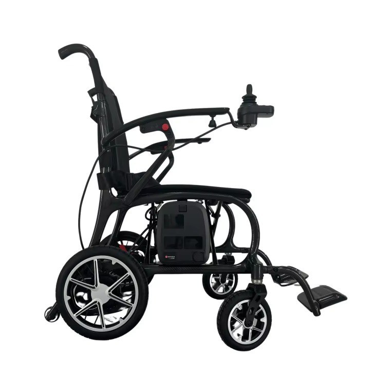 Klappbarer elektrischer Rollstuhl aus Kohlenstofffaser für einfachen Transport und leistungsstarken Motor